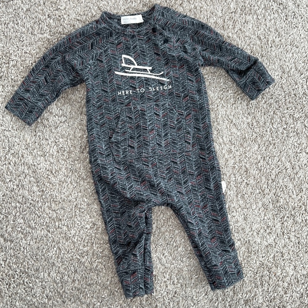 Miles baby pocket romper